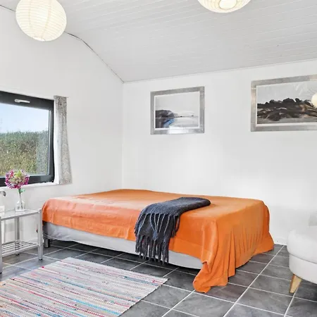Mikkeline - 575m To The Fjord By Interhome